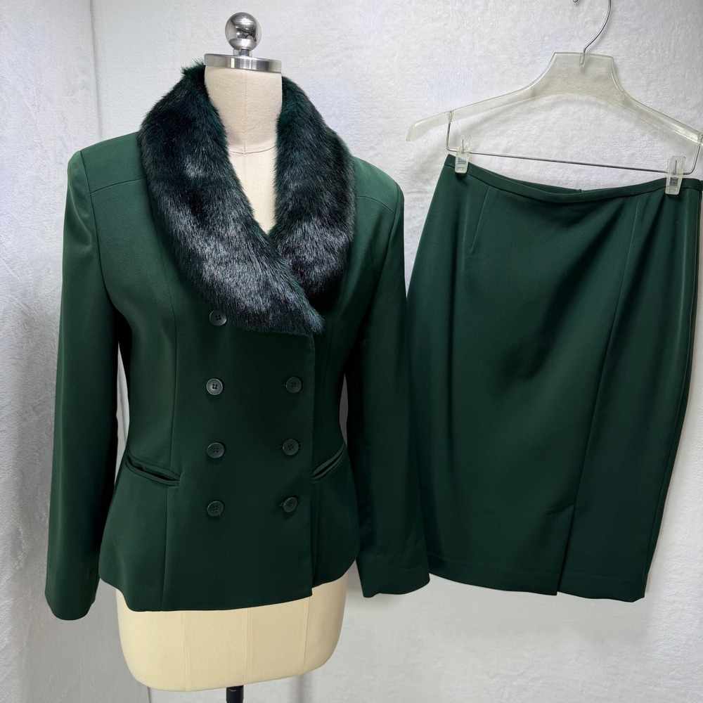 VTG Amanda Smith Forest Green Skirt Suit Set Faux Fur Detachable Collar